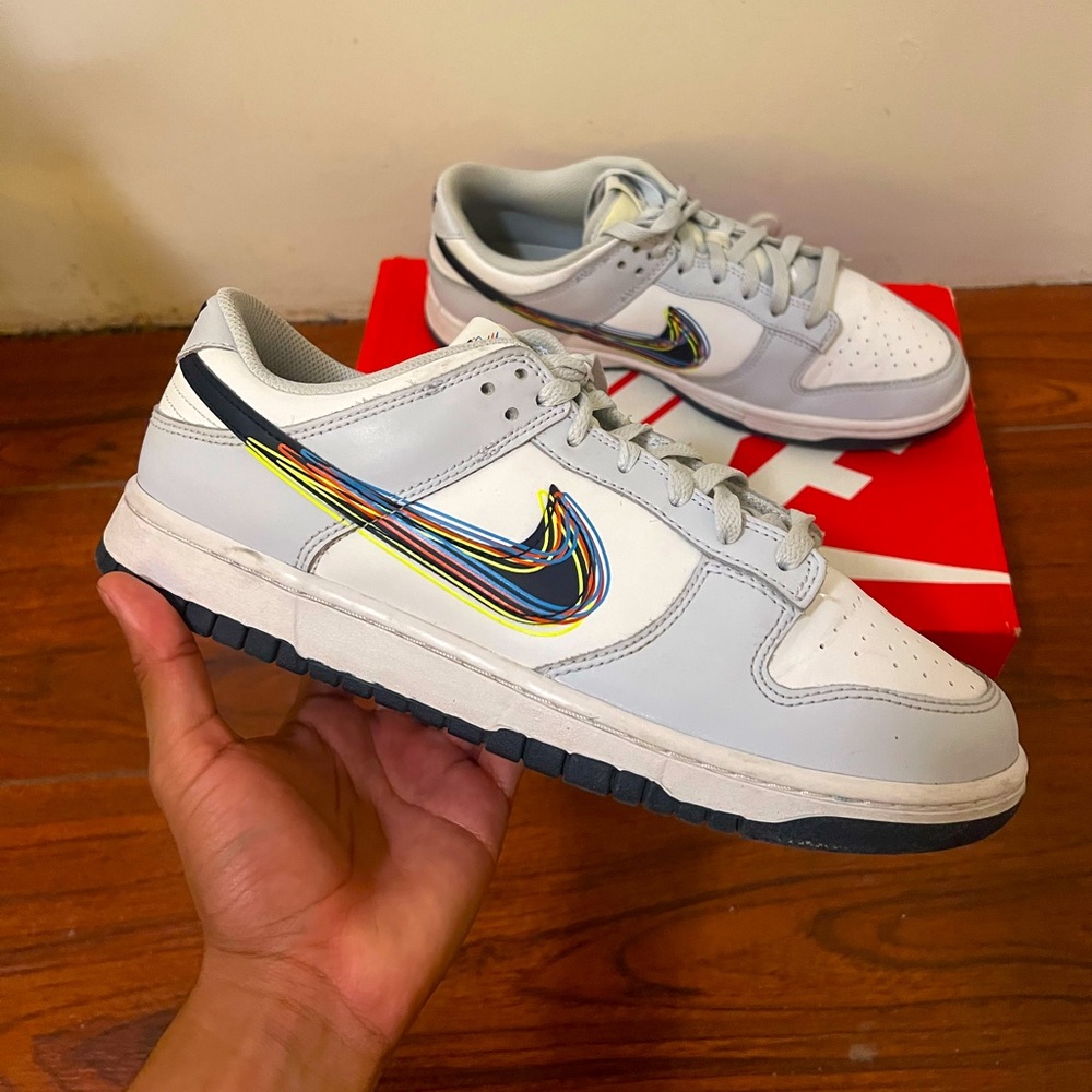 Nike Dunk Low 3D swoosh